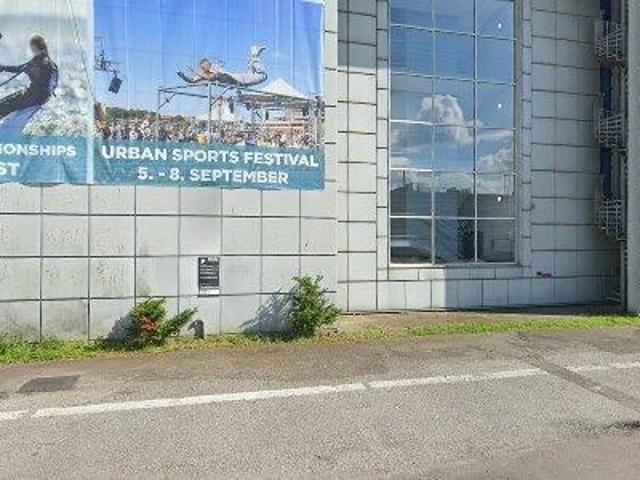 Leder du efter en kontorplads centralt i Aarhus – tæt på vand og byliv?