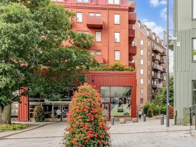 Ledig hyresrätt på Fodgebacken 2, Norsborg | HomeQ