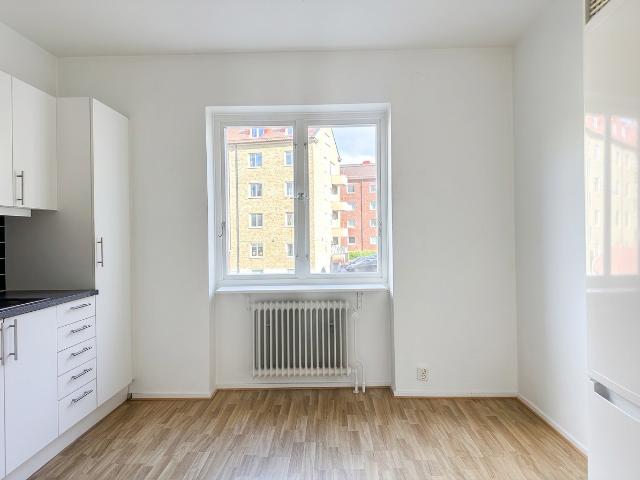 Ledig hyresrätt på Hjälmshultsgatan 14A, Helsingborg | HomeQ