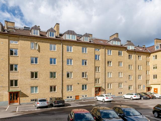 Ledig hyresrätt på Hjälmshultsgatan 14A, Helsingborg | HomeQ