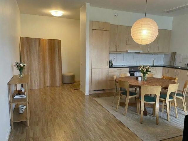 Ledig hyresrätt på Kommunalvägen 12C, Stockholm | HomeQ
