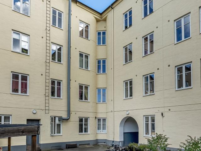 Ledig hyresrätt på Lundavägen 42 B, Malmö | HomeQ