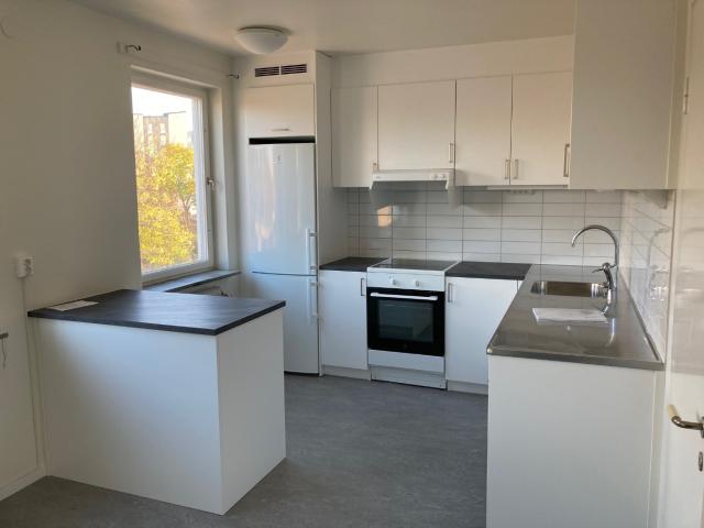 Ledig hyresrätt på Persikogatan 10, Stockholm | HomeQ