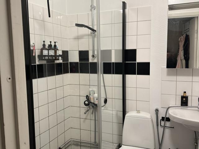 Ledig hyresrätt på Prästgärdsgatan 17A, Köping | HomeQ