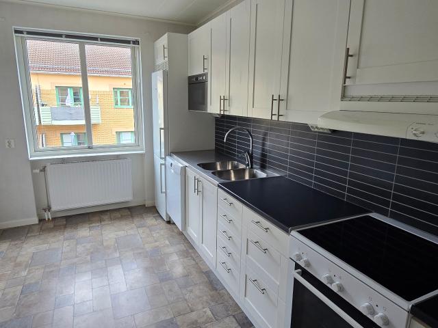 Ledig hyresrätt på Prästgärdsgatan 18b, Köping | HomeQ