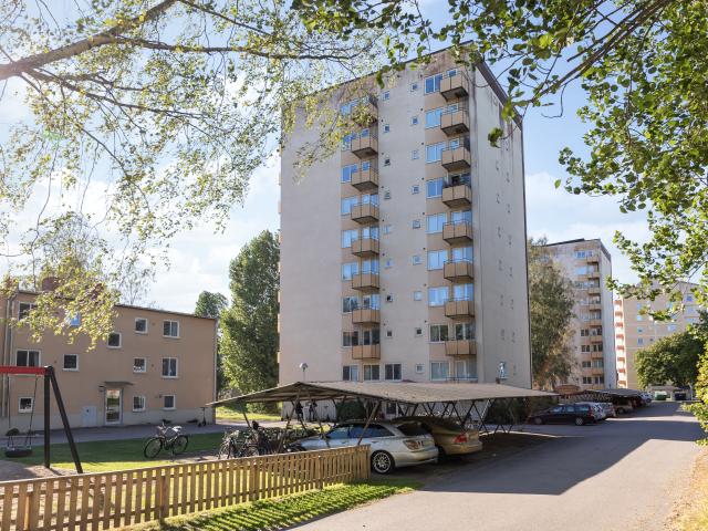 Ledig hyresrätt på Sommarrovägen 43 C, Karlstad | HomeQ