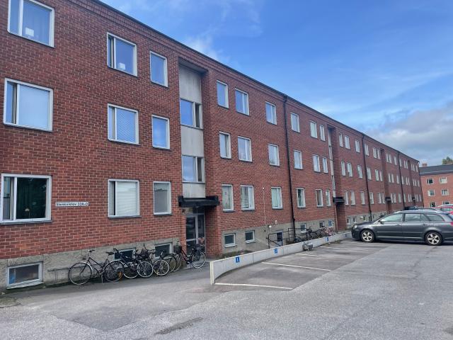 Ledig hyresrätt på Stenkvistavägen 33 B, Eskilstuna | HomeQ