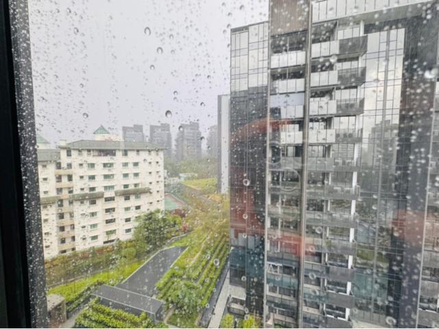 Leedon Green Condominium For Sale, $2,250,000, 2 Bed 2 Bath 700 sqft $3,214.00 psf