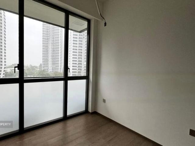 Leedon Green D10, Condominium
