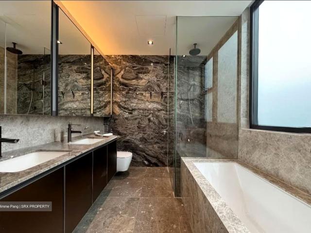 Leedon Green D10, Condominium
