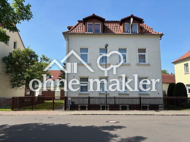 Leerstehendes Ein bzw. Mehrfamilienhaus mit Garage in Böhlen sofort verfügbar