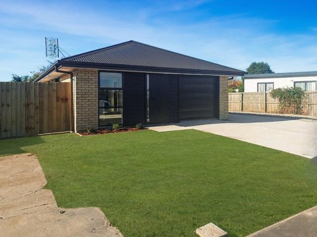 leeston, 2 bedrooms