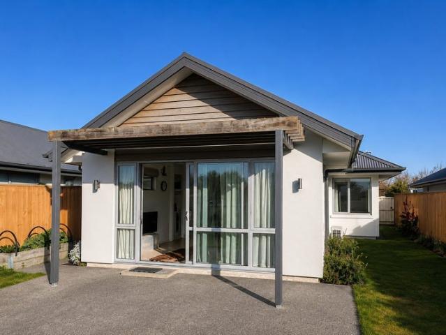 leeston, 2 bedrooms