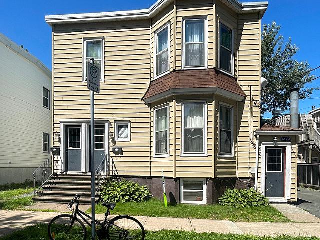 Legal Triplex Income Property In A Great Central Location