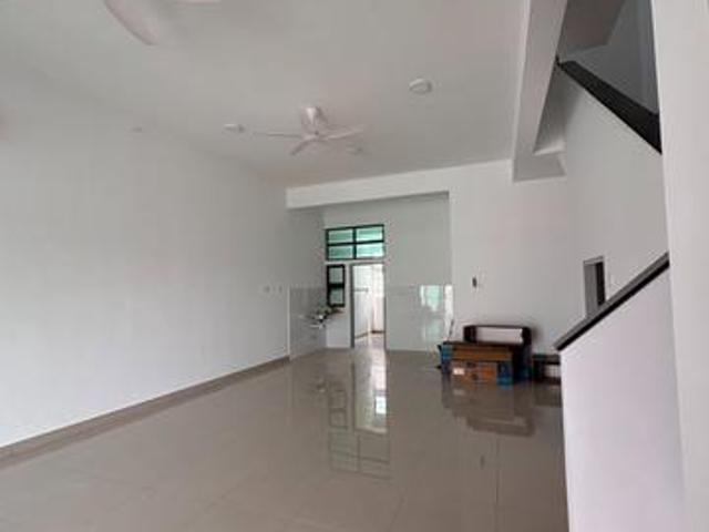 Legasi 1 2Storey House For Rent Rumah Bandar Kinrara Puchong Disewa