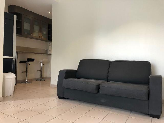 L'ÉGARÉ Location Appartement tours: 20.52 m2