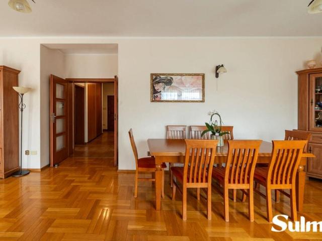 Legendy 417,20 m², Kraków