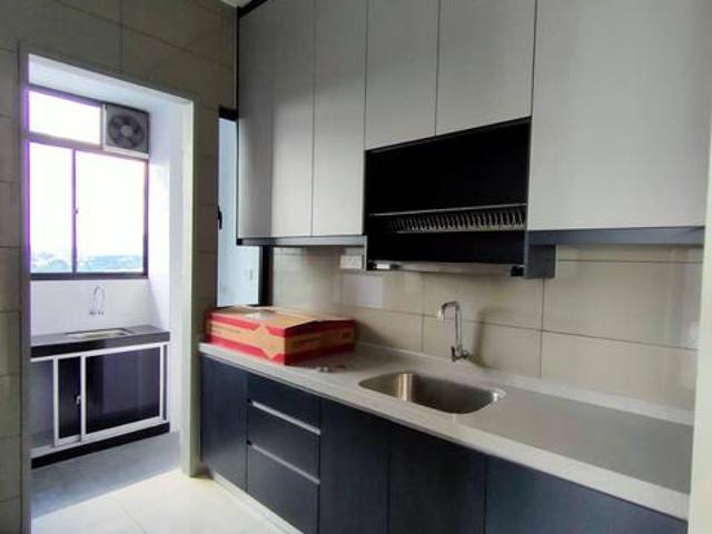 Legend Heights condo sri segambut kepong limited 2 carpark