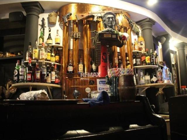 Legendario Coctel Bar de la Costa Brava, Empuriabrava