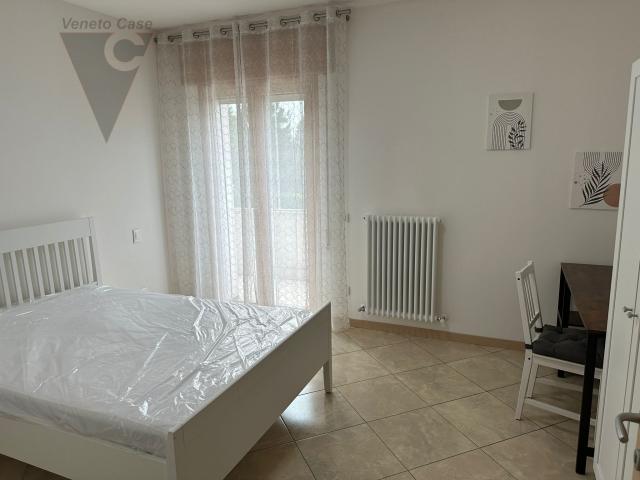 LEGNARO ULTIMA STANZA SINGOLA DISPONIBILE PER STUDENTESSA