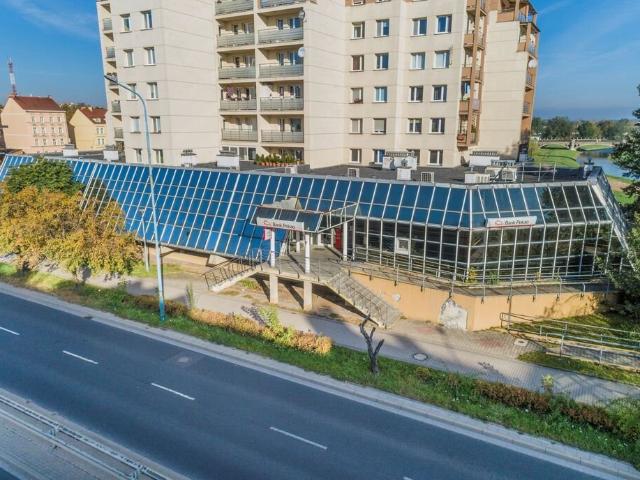 Lokal użytkowy 1543 m2 w centrum Legnicy, inwestycja