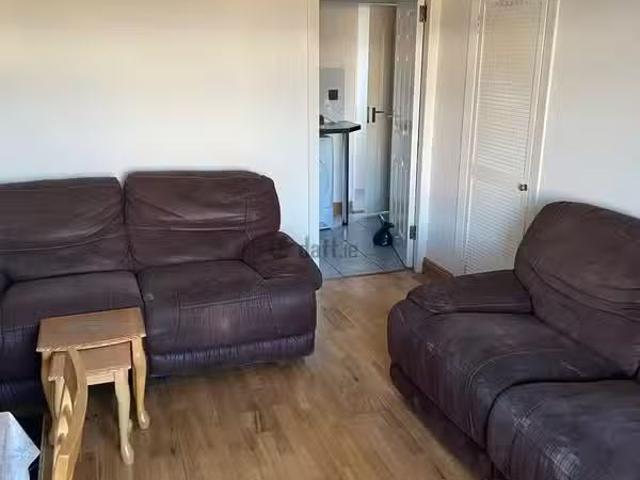 Leighlin Road, Crumlin, Dublin 12 is for rent