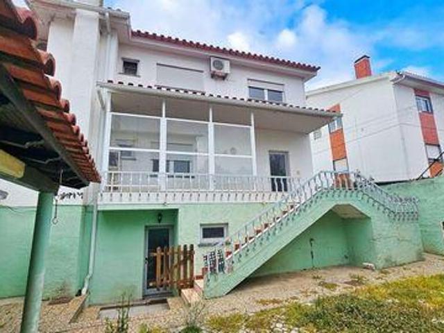 Leiria Leiria 2410 054 LS82331724