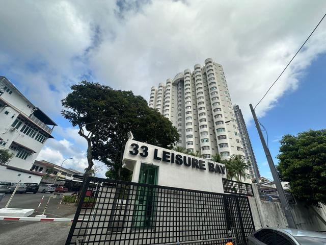 Leisure bay apartment Tanjung tokong