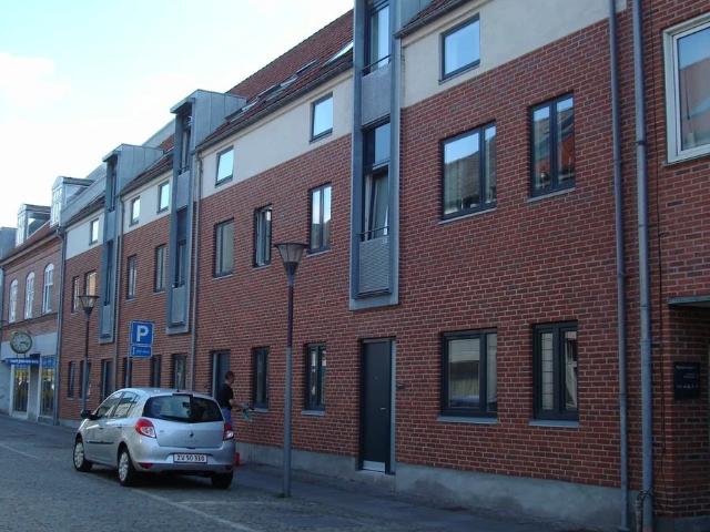 Lejlighed i attraktivt område med gode faciliteter