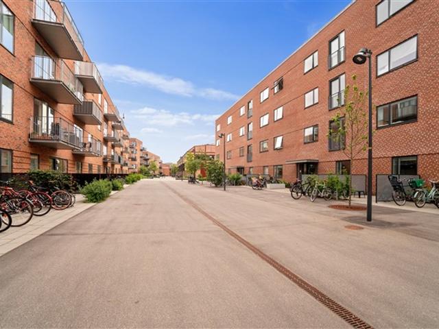 Lejlighed med altan/terrasse, Valby, København