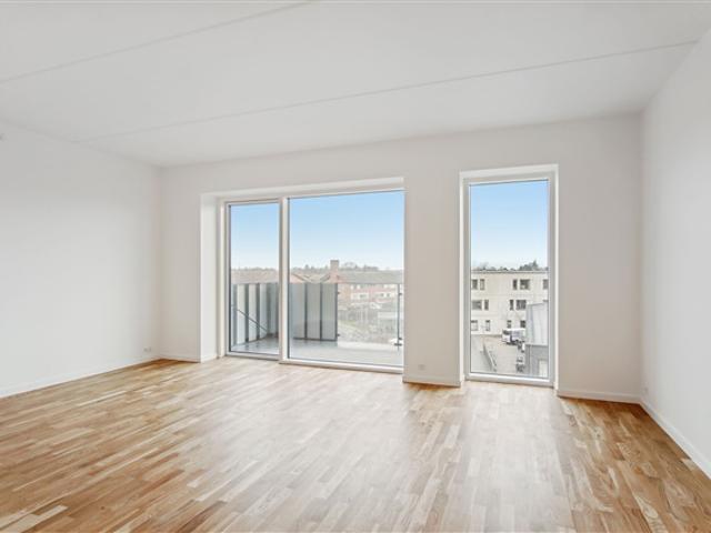 Lejlighed til 13.950 kr Vallensbæk Strand, København