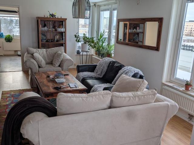 Lejonets gata, Haninge