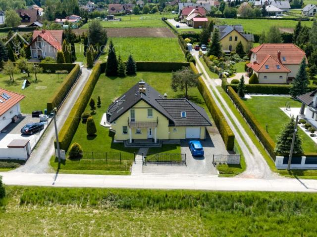 Lekacz 155 m², Pisarzowice
