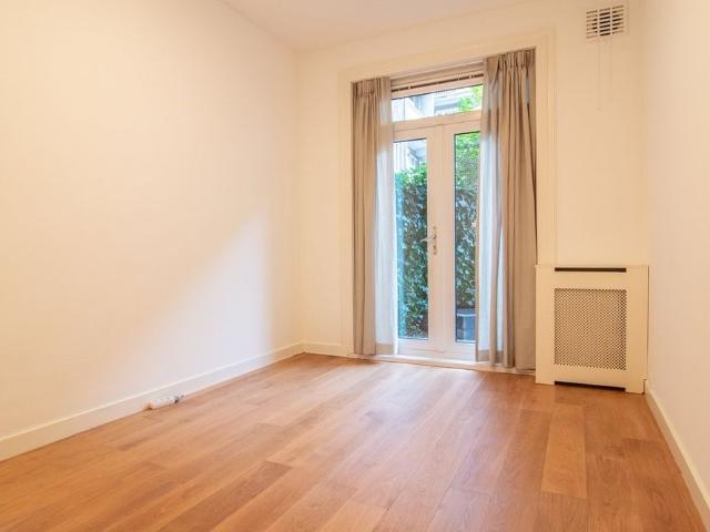 Lekstraat 182, 1079 GA, Amsterdam