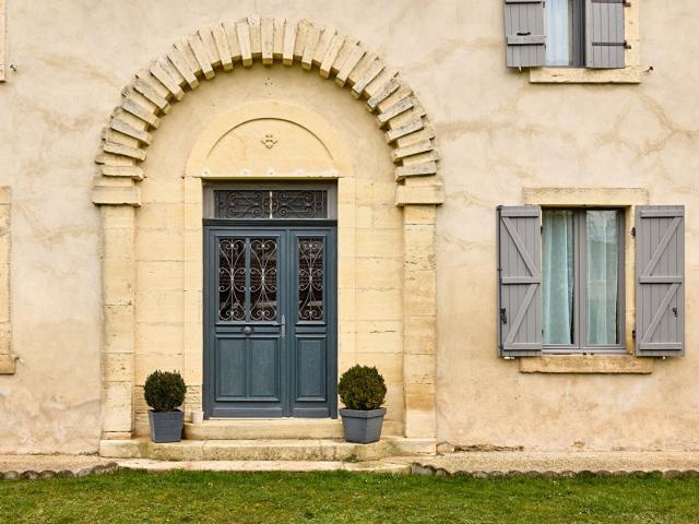 L'élégance du Xviii siècle, en centre village 539m² Gray