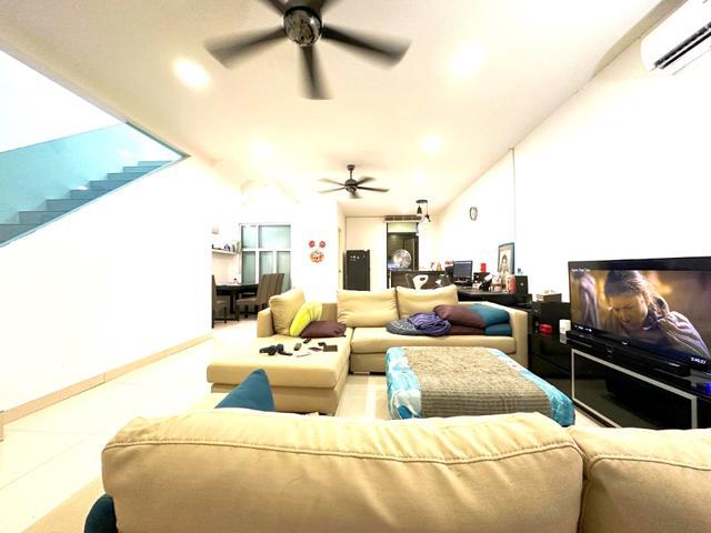 LEP3 2 Sty Hse 4R3B 1400sf Fully Renovated Facing Open Seri Kembangan