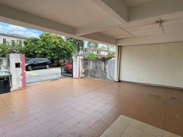 LEP 5 Taman Lestari Putra Seri Kembangan 2 Storey Terrace House 20x75