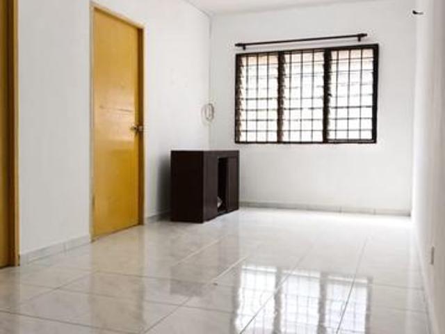 Lestari Apartment Damansara Damai Block D Well Kept Unit for Sale