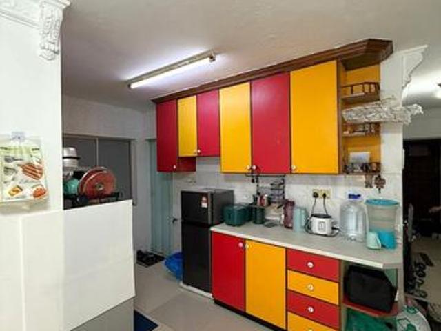 Lestari Apartment Damansara Damai Partial Furnished Full Loan