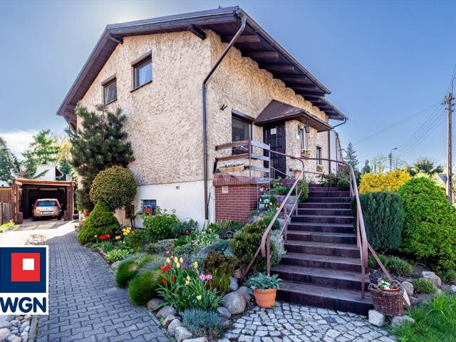 Przestronny dom wolnostojący 249 m2, garaż, taras, Leszno