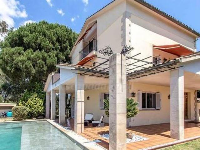 Les Canyes Cottage
