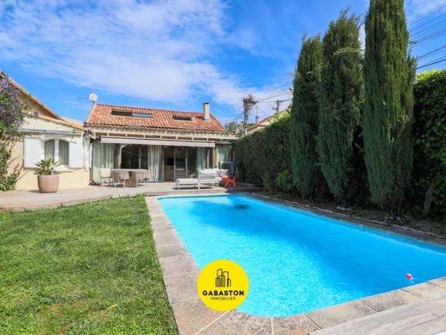 Les Cigales I Maison 4 Pièces avec piscine et dépendance I Le Ca