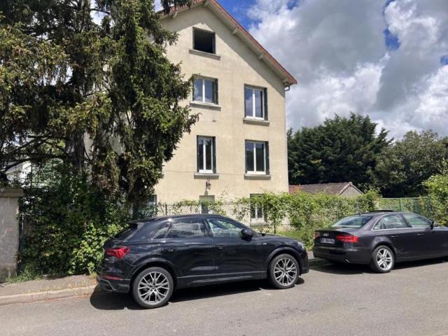 LES CLAYES MAISON + TERRAIN
