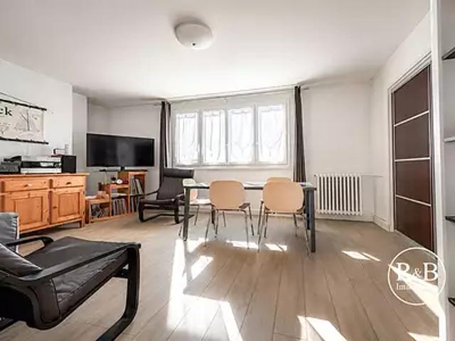 Les Clayes sous Bois 78340 Achat / Vente appartement 4 pièces t4 cave