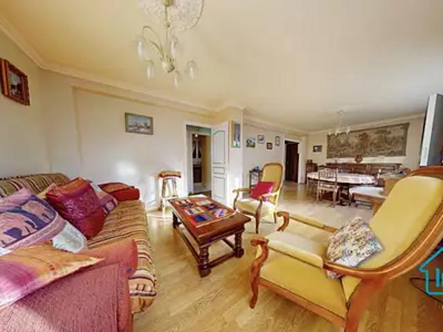 Les Clayes sous Bois 78340 Achat / Vente appartement 5 pièces t5 parking