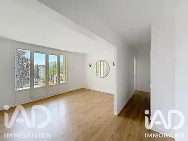 Les Clayes sous Bois 78340 Achat / Vente appartement 3 pièces t3 parking