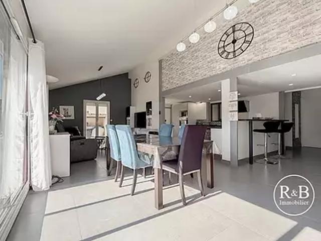 Les Clayes sous Bois 78340 Achat / Vente maison 5 pièces t5 au dernier étage cave