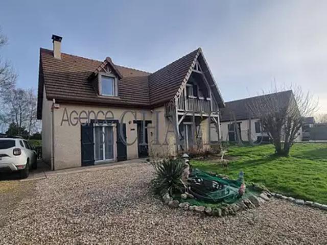 Les Andelys 27700 Achat / Vente maison 5 pièces t5 au dernier étage parking