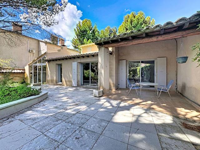 Les Angles Maison T4 de 120 m², grand garage et 650 m² de terrain