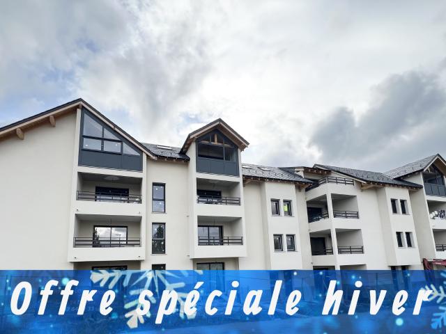 LES ANGLES: APPARTEMENT T4 DUPLEX GARAGE